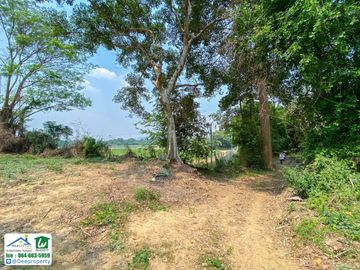 🏡 Waterfront land for sale, 23 rai, next to the Kwai Noi River, Samrong Island, Kanchanaburi, beautiful, filled in along the road