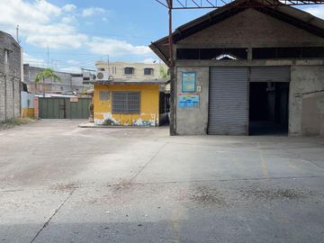 Vendo Terreno con Bodega y Oficina en Milagro