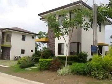 House and Lot for Sale in Nuvali Trista S2