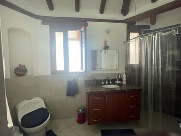 CASA DE VENTA, RUSTICA, URBANIZACION DE LUJO