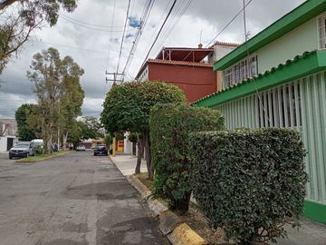 Se vende bonita casa en Residencial Valle del Sol  Cerca de Hospital Imss zona 20 la Margarita