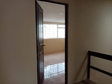 Se vende bonita casa en Residencial Valle del Sol  Cerca de Hospital Imss zona 20 la Margarita