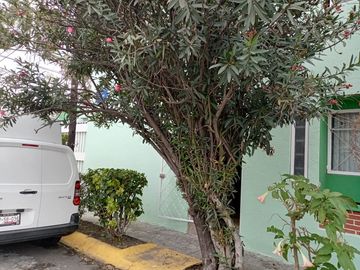 Se vende bonita casa en Residencial Valle del Sol  Cerca de Hospital Imss zona 20 la Margarita