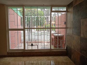 Se vende bonita casa en Residencial Valle del Sol  Cerca de Hospital Imss zona 20 la Margarita