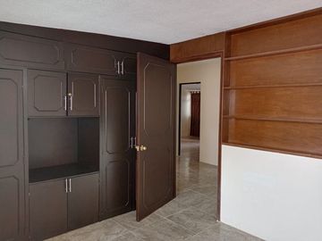 Se vende bonita casa en Residencial Valle del Sol  Cerca de Hospital Imss zona 20 la Margarita