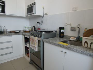 AMPLIO DEPARTAMENTO EN VENTA  EN CONDOMINIO GARDEN 360 -PIURA