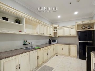 Dijual Apartemen Belleza Suites Permata Hijau 3 Bedroom