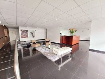 VENTA CORAZON DE MIRAFLORES LINDO DUPLEX CON AIRES.