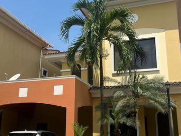 Casa de venta en Samborondón
