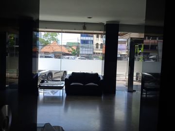 Dijual Cepat Gedung Office Perusahaan Media Cideng Jakarta Pusat Furnished
