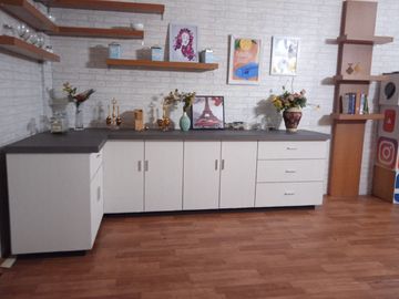 Dijual Cepat Gedung Office Perusahaan Media Cideng Jakarta Pusat Furnished