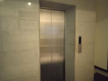 Dijual Cepat Gedung Office Perusahaan Media Cideng Jakarta Pusat Furnished