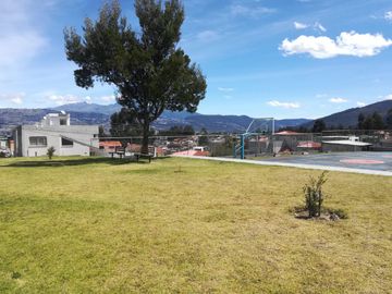 Terreno de venta 683 M2, Urbanizacion privada, Valle De Los Chillos