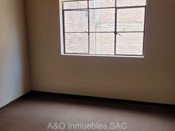 ¡¡Ubicadisima Casa 2 pisos en Venta!! - Pamplona Baja SJM