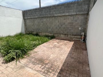 Casa en venta Fracc. Las Rosas
