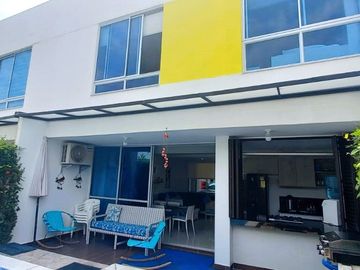 casa amoblada en venta en conjunto en Ricaurte- Cundinamarca