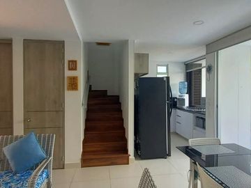 casa amoblada en venta en conjunto en Ricaurte- Cundinamarca
