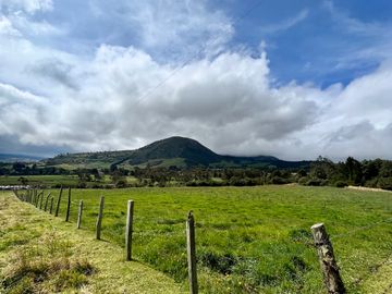 HACIENDA DE 187 HECTAREAS EN VENTA- MACHACHI SECTOR EL CHAUPI