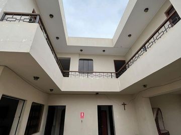 Vendo Hospedaje Con Salón De Eventos