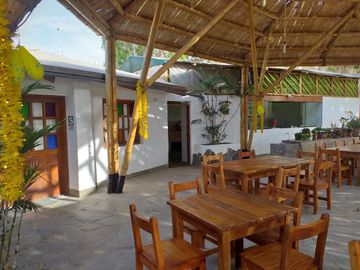 VENDO HOTEL 11 BUNGALOS  KM 101 PANAMERICANA SUR ASIA