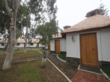 VENDO HOTEL 11 BUNGALOS  KM 101 PANAMERICANA SUR ASIA