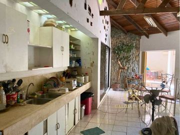 Whiteplains Subdivision 3BR Old House and Lot For Sale Semi Furnished Quezon City