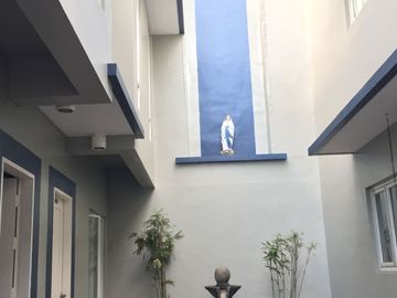 2 Story Unfurnished Apts with 4 Units and 1 Studio Unit in De Castro Subdivisions, Pasig City
