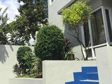 2 Story Unfurnished Apts with 4 Units and 1 Studio Unit in De Castro Subdivisions, Pasig City
