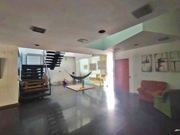 VENTA DE EDIFICIO EN EL COMPLEJO MÉDICO EN BARRANCABERMEJA