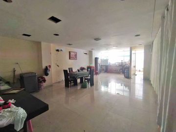 VENTA DE EDIFICIO EN EL COMPLEJO MÉDICO EN BARRANCABERMEJA