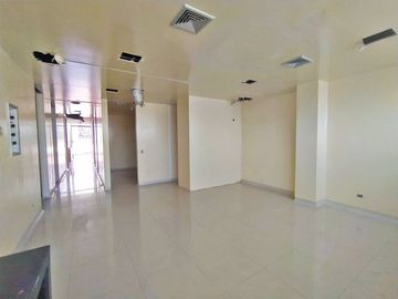 VENTA DE EDIFICIO EN EL COMPLEJO MÉDICO EN BARRANCABERMEJA