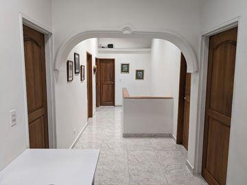 Vendo casa de dos niveles en Medellín barrio Belén la Palma