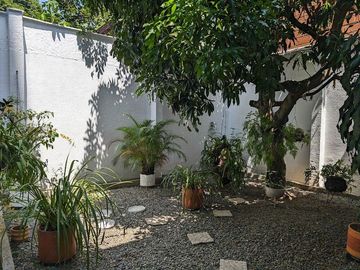 Vendo casa de dos niveles en Medellín barrio Belén la Palma