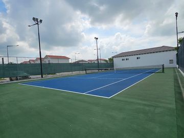 Venta de Casa Marbella en Manantial de Casalaguna Vial 1- Av. Leon F. Cordero cerca del Riocentro Dorado, La Aurora, Daule
