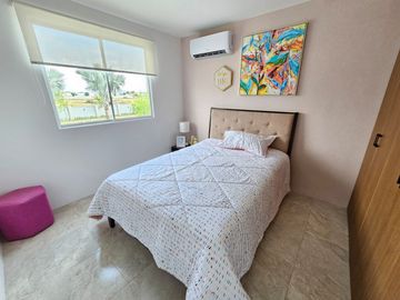 Venta de Casa Marbella en Manantial de Casalaguna Vial 1- Av. Leon F. Cordero cerca del Riocentro Dorado, La Aurora, Daule