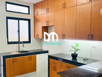 For Sale: Townhouses at UP Village, Quezon City