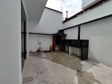 Vendo Casa en Urb. Privada 
