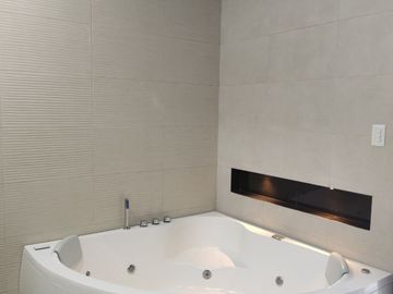Vendo Casa en Urb. Privada 