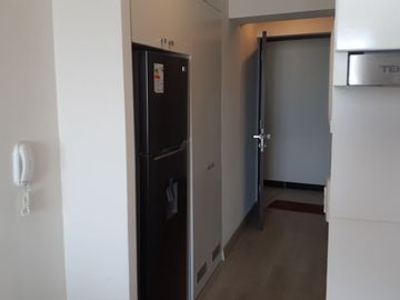 EXCELENTE INVERSIÓN: LOFT AMOBLADO Y EQUIPADO EN BARRANCO LÍMITE CON MIRAFLORES