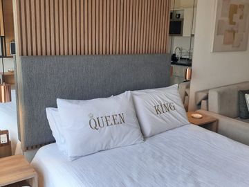 EXCELENTE INVERSIÓN: LOFT AMOBLADO Y EQUIPADO EN BARRANCO LÍMITE CON MIRAFLORES