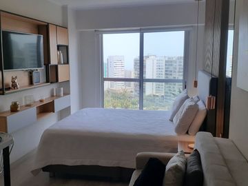 EXCELENTE INVERSIÓN: LOFT AMOBLADO Y EQUIPADO EN BARRANCO LÍMITE CON MIRAFLORES