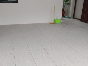 Brand New 3 Storey House and lot For sale 5 Bedroom and 2 Car garage in Greenwoods Pasig City (PH2812)