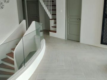Brand New 3 Storey House and lot For sale 5 Bedroom and 2 Car garage in Greenwoods Pasig City (PH2812)