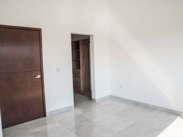 CASA EN PREVENTA EN MAYORAZGO LEÓN GTO  CASA DE DOS RECÁMARAS A EXCELENTE PRECIO  UBICADO A SOLO 10 MINUTOS DE PUERTO INTERIOR
