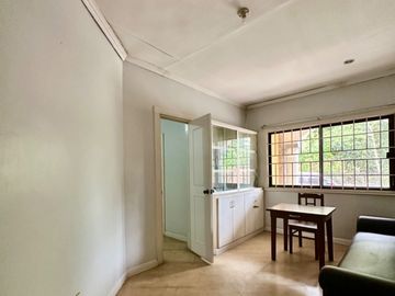 Pre-owned Bungalow with 850 sqm lot area in Mediccion Imus Cavite