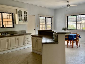 Pre-owned Bungalow with 850 sqm lot area in Mediccion Imus Cavite