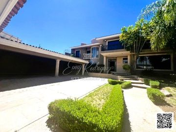 CASA EN VENTA, PRIMERA SECCIÓN DE BALCONES DEL CAMPESTRE, SUPER PRECIO DE OPORTUNIDAD.
