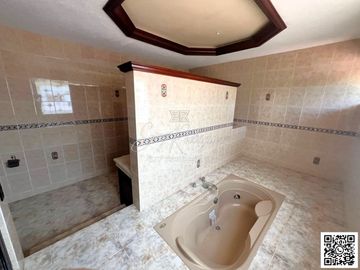 CASA EN VENTA, PRIMERA SECCIÓN DE BALCONES DEL CAMPESTRE, SUPER PRECIO DE OPORTUNIDAD.