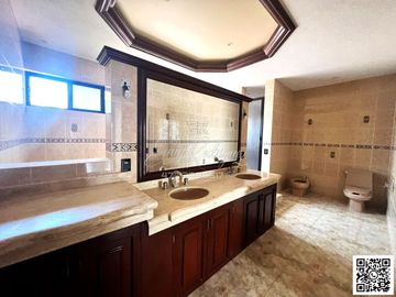 CASA EN VENTA, PRIMERA SECCIÓN DE BALCONES DEL CAMPESTRE, SUPER PRECIO DE OPORTUNIDAD.