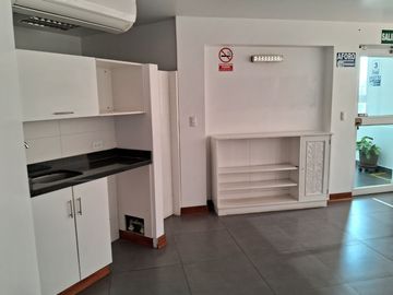 VENTA O ALQUILER DE LOCAL COMERCIAL EN BARRANCO